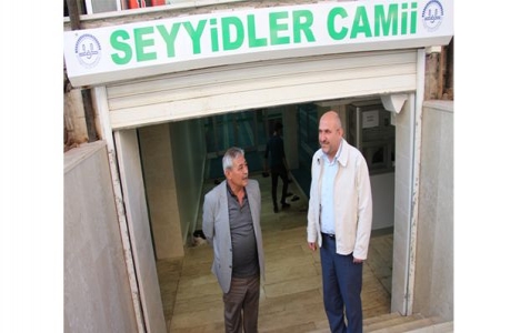 Batman'daki iş merkezinin zemin katına ibadethane yapıldı!