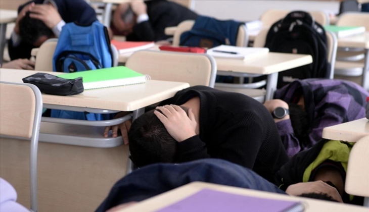 Basit eylemler hayatınızı kurtarabilir! Depremde bunlara aman dikkat!