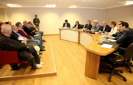 Ataşehir Askent Sitesi sakinleri asfalt istiyor!