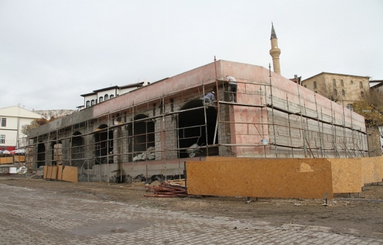 Beypazarı Belediyesi yeni iş yerlerinin inşaatı tam gaz!