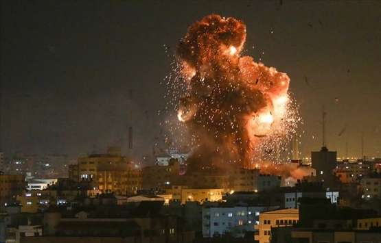 Gazze de ticari mahalleler ve dükkanlar büyük hasar gördü!