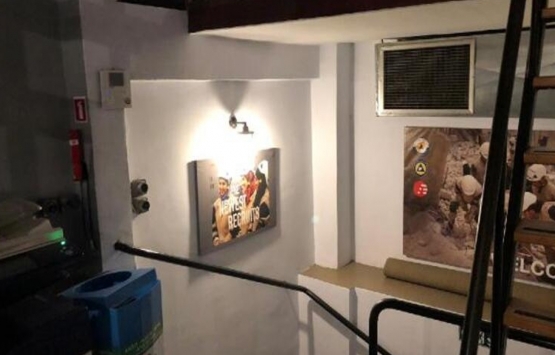 İstanbul da ölü bulunan İngiliz eski istihbarat subayının Karaköy deki evi! 