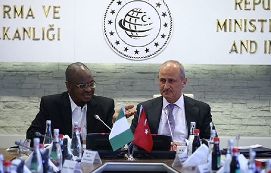 Ulaştırma ve Altyapı Bakanı Cahit Turhan