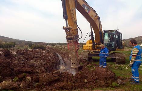 Dikili'ye içme suyu iletim hattı döşendi!