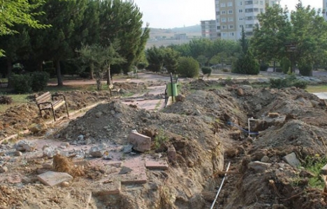 Çukurova Belediyesi Jurassic Park'ta ısrarlı!