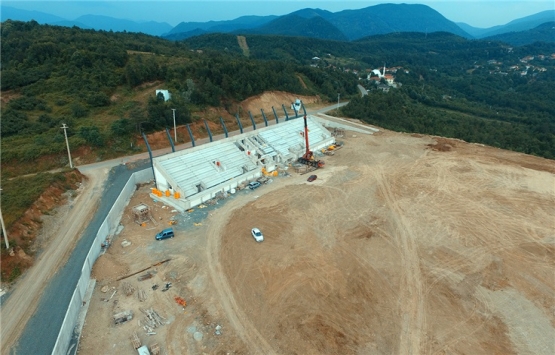 Sapanca Spor Tesisleri’nde tribünler tamamlanıyor!