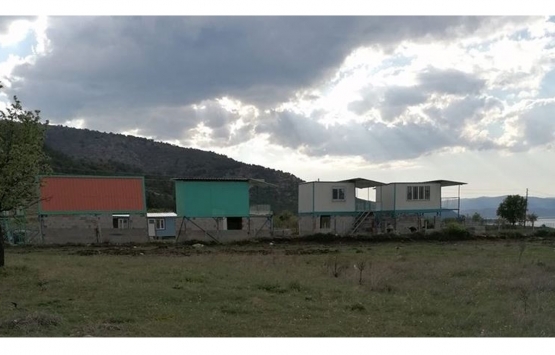 Salda Gölü'nün halk plajı yakınında konteyner evler yapılıyor!