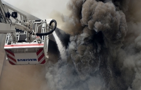 Kocaeli Galvaniz fabrikasındaki yangın kontrol altına alındı!