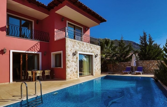 Antalya Kaş ta villa turizmi tartışması: İnşaatlar arttı!