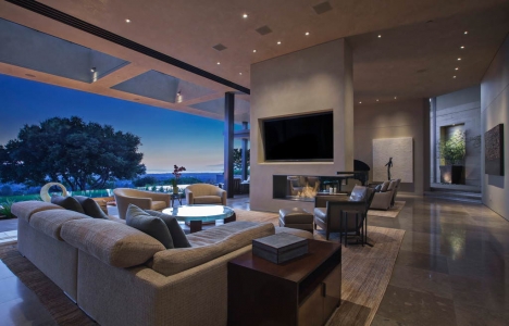 İşte Beyonce nin geceliği 30 bin dolarlık malikanesi!