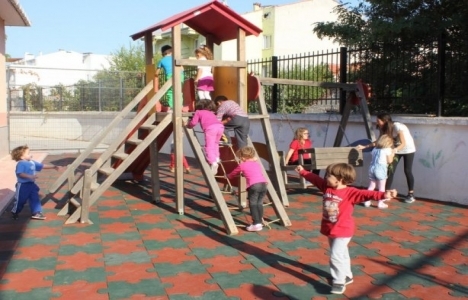 Dikili'deki parklara AB standartı!