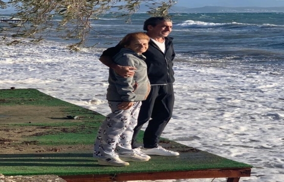 Erkan Petekkaya anne ve babası için Altınoluk’tan 1.5 milyon TL ye ev aldı!