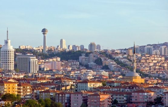 Ankara Paris Caddesi'nde araziler kaldırıma çeviriliyor iddiası!