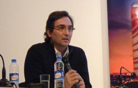 Enis Öncüoğlu kimdir?