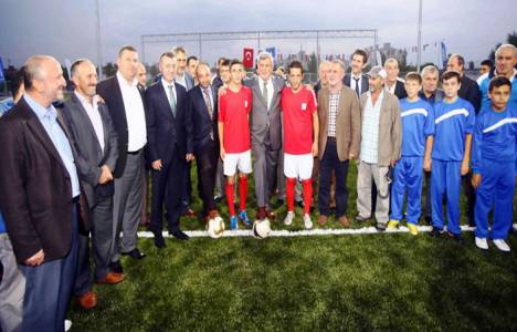 Arslanbey futbol sahası hizmete girdi!