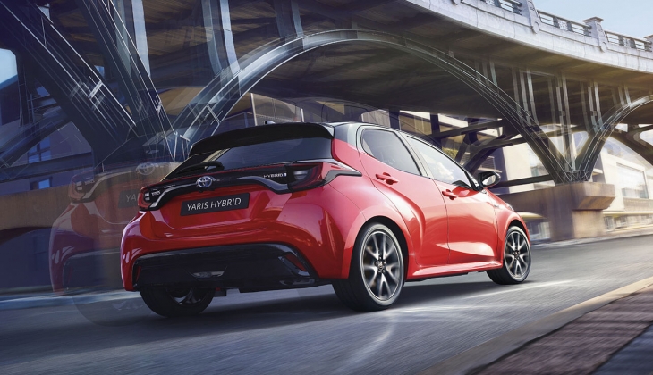 Toyota Yaris Hybrid in Ekim ayı fiyatlarına inanamayacaksınız! Yaris Hybrid 14 Ekim 2022 fiyat listesi!