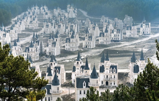 Burj Al Babas projesinde hafriyat dökme ve ağaç kesme suçlaması!