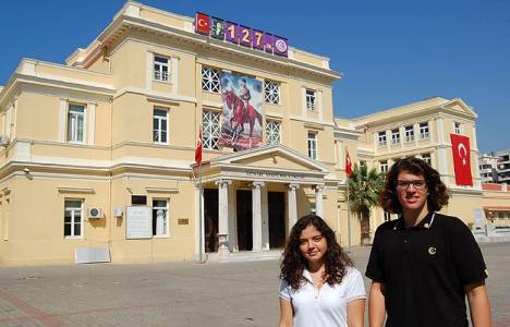 Pek çok siyasetçinin okulu: İzmir Atatürk Lisesi!