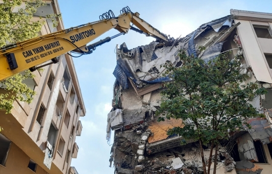 Büyükçekmece de risk taşıyan binalar ortadan kaldırılıyor!