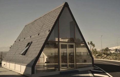 İtalyanlar 6 saatte villa yaptı!