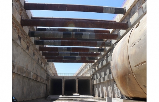 En uzun demir yolu tünelinin inşaatı tam gaz!