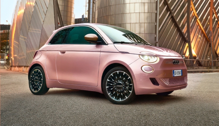Fiat 500e yıl sonuna özel 1 milyon 199 bin 900 TL’den başlayan fiyatlarla!