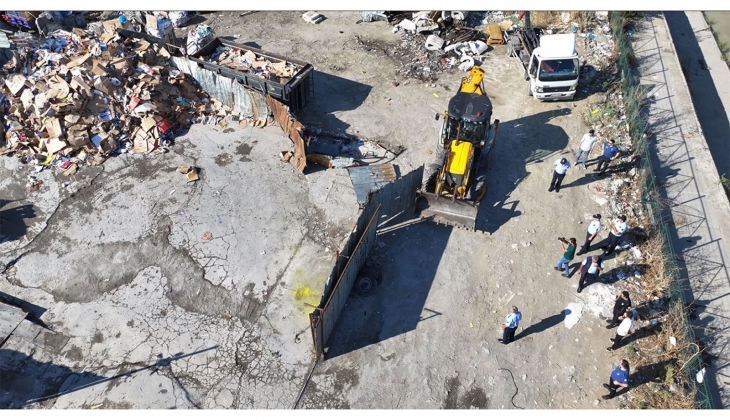 Ataşehir deki kaçak yapılar tek tek yıkılıyor!