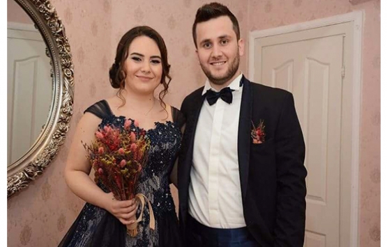 Emlakkulisi.com Editörü Ezgi Delibeyoğlu nişanlandı!