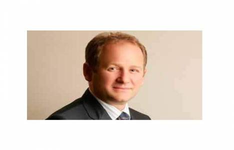 Gökhan Gümüşdağ kimdir?