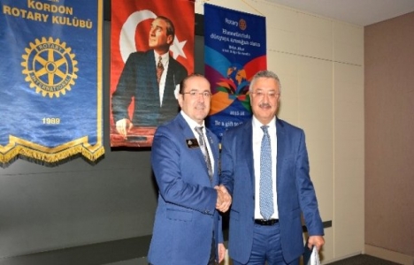 Necip Nasır: İzmir'de sağlıklı yapı stoku yüzde 15!