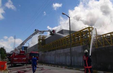Tuzla Kimyacılar Sitesinde boya fabrikasında yangın çıktı!