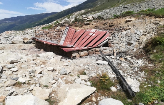 Rize de 4 yayla evinin yakıldığı iddiası!