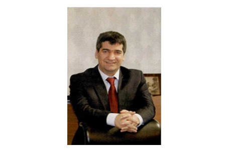 Yalçın Karaman kimdir?