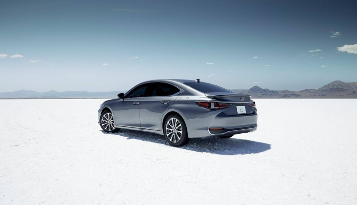Lexus’un ES modelinden kaçırılmayacak fırsat! İşte 30 Eylül 2022 fiyat listesi…