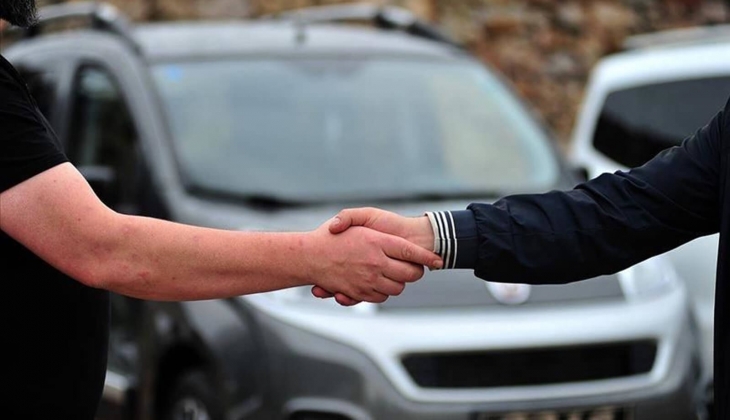 Bakanlık, otomobil piyasasında devrim gibi düzenleme için düğmeye bastı! Al-satçılara ve bayilere göz açtırılamayacak!