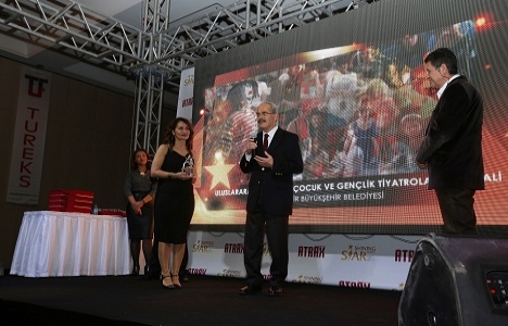 Eskişehir Büyükşehir, Shining Star Awards’tan 3 ödül aldı!