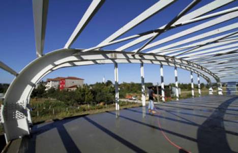 Vezirçiftliği spor salonu şekilleniyor!