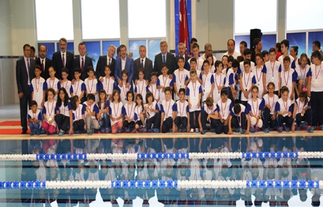 Körfez Yarı Olimpik Yüzme Havuzu nerede