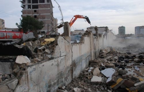 Şanlıurfa'da kentsel dönüşüm yıkımları sürüyor!