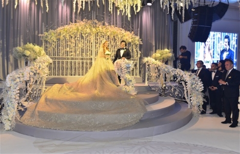 Ali Ağaoğlu’nun kızı Sena Ağaoğlu evlendi!