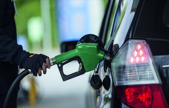 Akaryakıttaki indirimle 6 milyar lira vatandaşın cebinde kalacak!