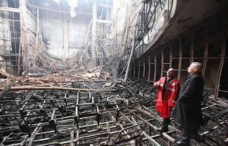 Denizli'de yanan sinemanın yerine kültür merkezi inşa ediliyor!