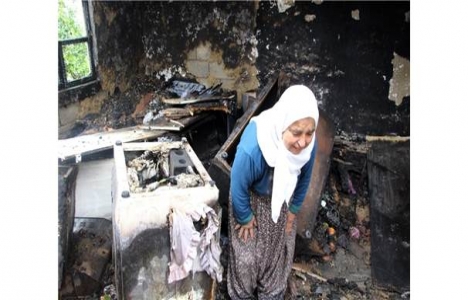 Antalya'da evi yanan aileye bakanlıktan müjde!