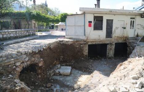 Milas'ta altyapı çalışmaları sırasında Osmanlı Köprüsü ortaya çıktı!