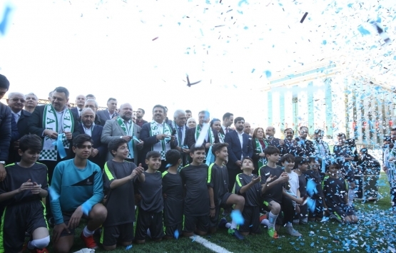 Küçükçekmece Kemal Aktaş Stadı açıldı!