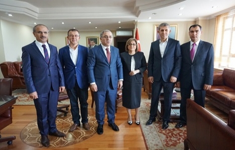 Gaziantep'teki 50 bin konut projesi için Ergün Turan'la görüşüldü!