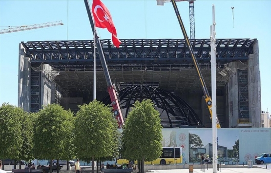 Yeni AKM'de iskele söküm işlemleri başladı!