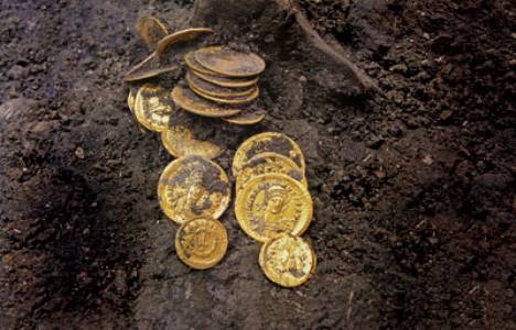 marmaray kazısından çıkan tarihi eserler