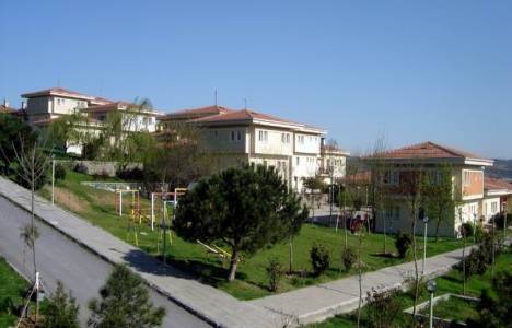 Koroplast, Koruncuk Vakfı'nın Bolluca'daki köyünü yenileyecek!