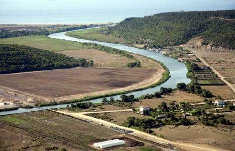 Kanal Riva, Hollanda da görücüye çıkıyor!